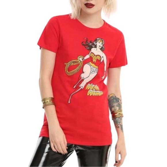 DC Comics Wonder Woman Retro Girls T-Shirt 2X Red - Picture 1 of 8